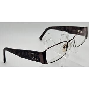 Oleg Cassini OC0132 200 ITM Sunglasses Brown Marble Rhinestone Logo 51-18-140 K6 Oleg Cassini Women main image 3